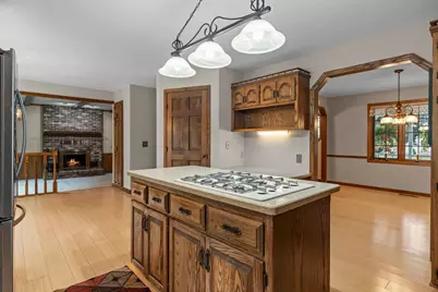 2360 Apache Court, Mendota Heights, MN 55120 - Photo 19