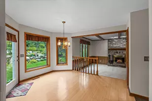 2360 Apache Ct, Mendota Heights, MN 55120 - Photo 13