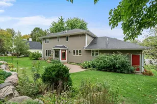 2360 Apache Ct, Mendota Heights, MN 55120 - Photo 57