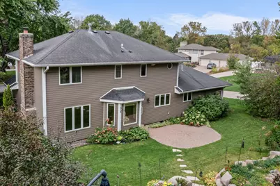 2360 Apache Court, Mendota Heights, MN 55120 - Photo 65