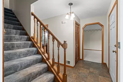 2360 Apache Court, Mendota Heights, MN 55120 - Photo 7