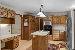 2360 Apache Ct, Mendota Heights, MN 55120 - Photo 21