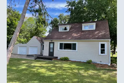 844 N Broadway Street, Menomonie, WI 54751 - Photo 1