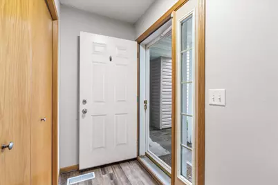 2159 Cleveland Way S, Cambridge, MN 55008 - Photo 3