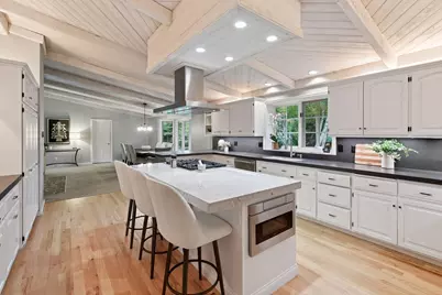 461 Peavey Lane, Wayzata, MN 55391 - Photo 3