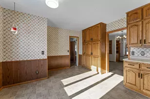 401 Central Dr W, Braham, MN 55006 - Photo 19