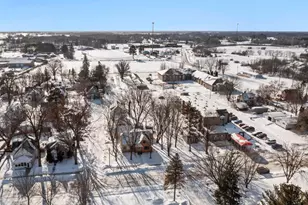 401 Central Dr W, Braham, MN 55006 - Photo 67