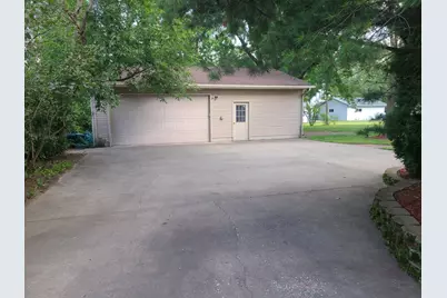 1007 12th Street SW, Little Falls, MN 56345 - Photo 3