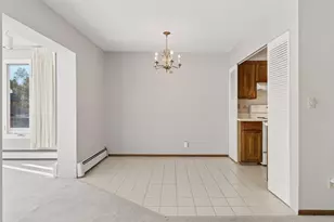 456 Summit Ave, Saint Paul, MN 55102 - Photo 17