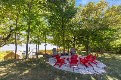 3601 Lerive Way, Chaska, MN 55318 - Photo 3