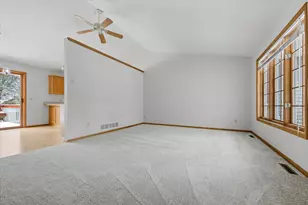 926 21st St SE, Saint Cloud, MN 56304 - Photo 11