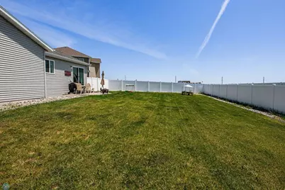 5828 58th Avenue S, Fargo, ND 58104 - Photo 35