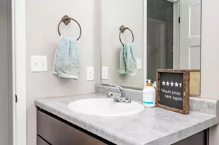 5828 58th Ave S, Fargo, ND 58104 - Photo 15