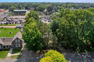 720 Bluff Ave E, Shakopee, MN 55379 - Photo 3