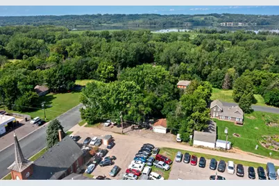 720 Bluff Avenue E, Shakopee, MN 55379 - Photo 15