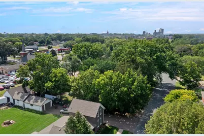 720 Bluff Avenue E, Shakopee, MN 55379 - Photo 21