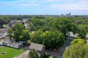 720 Bluff Ave E, Shakopee, MN 55379 - Photo 21