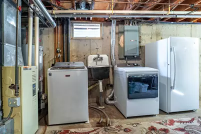 2925 Edgewood Drive N, Fargo, ND 58102 - Photo 49