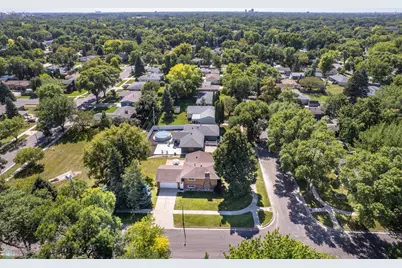 2925 Edgewood Drive N, Fargo, ND 58102 - Photo 15