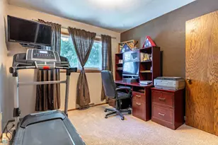 2925 Edgewood Dr N, Fargo, ND 58102 - Photo 35