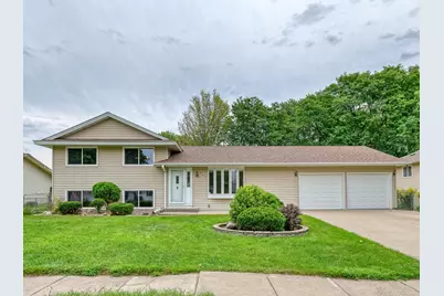 841 Cortland Drive, Apple Valley, MN 55124 - Photo 1