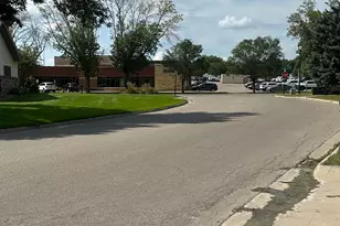 1103 Horizon Dr, Marshall, MN 56258 - Photo 5