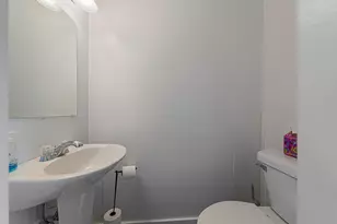 219 Davis St, Le Sueur, MN 56058 - Photo 19