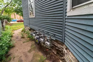 2416 4th Ave S, Minneapolis, MN 55404 - Photo 5