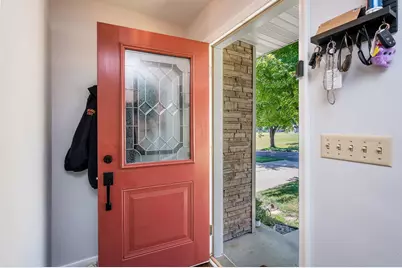 915 S Hampton Street, Fairmont, MN 56031 - Photo 5