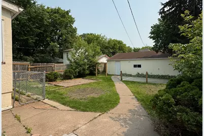 1002 Marshall Avenue, Saint Paul, MN 55104 - Photo 3