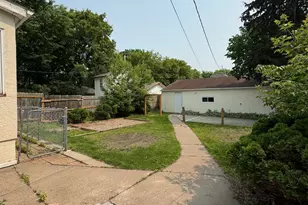 1002 Marshall Ave, Saint Paul, MN 55104 - Photo 3