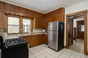 1002 Marshall Ave, Saint Paul, MN 55104 - Photo 13