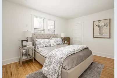 1002 Marshall Avenue, Saint Paul, MN 55104 - Photo 17