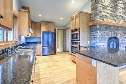 2131 21st Avenue, Baldwin, WI 54002 - Photo 9