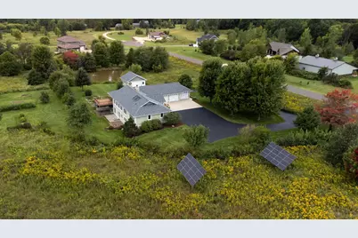 2131 21st Avenue, Baldwin, WI 54002 - Photo 3