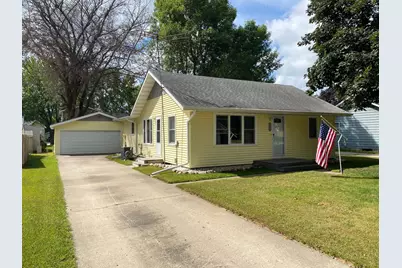 1926 Cedar Avenue, Worthington, MN 56187 - Photo 1