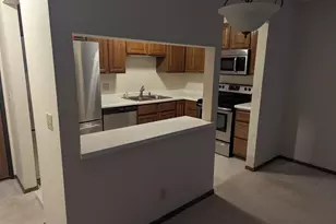 10451 Greenbrier Rd, Minnetonka, MN 55305 - Photo 3