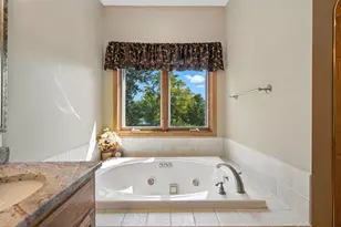 10684 Alameda Ave, Inver Grove Heights, MN 55077 - Photo 11