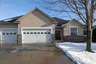 605 Heritage Trail NE, New Prague, MN 56071 - Photo 1