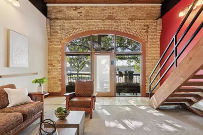 357 Kellogg Boulevard E #8, Saint Paul, MN 55101 - Photo 1