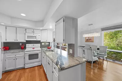 6075 Lincoln Drive #305, Edina, MN 55436 - Photo 11