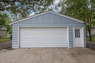 525 4th Avenue NE, Saint Cloud, MN 56304 - Photo 5