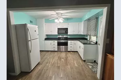 825 N Oak Street, Lake City, MN 55041 - Photo 7