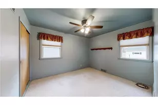 825 N Oak St, Lake City, MN 55041 - Photo 13