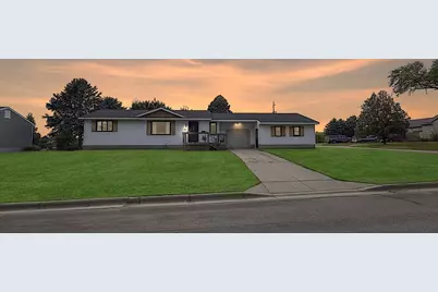 421 9th Avenue, Madison, MN 56256 - Photo 3