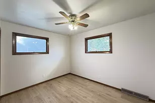 421 9th Ave, Madison, MN 56256 - Photo 23