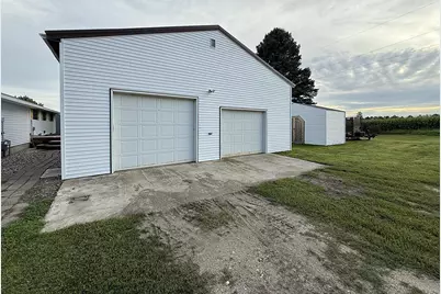 421 9th Avenue, Madison, MN 56256 - Photo 1