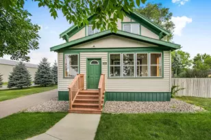 1523 6th St N, Saint Cloud, MN 56303 - Photo 1