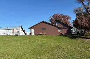 41 County Line Ave, Clear Lake Twp, WI 54005 - Photo 5