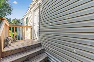 226 Mayfair Rd, Vadnais Heights, MN 55127 - Photo 5